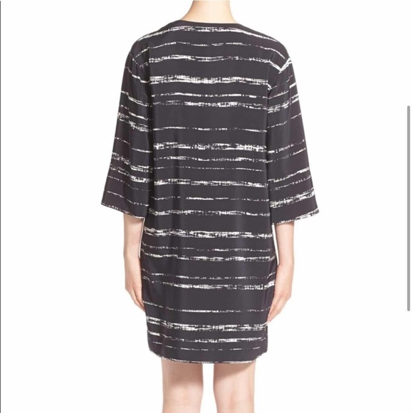 Vince Shadow Stripe V-Neck 100% Silk Tunic Dress - Picture 3 of 16